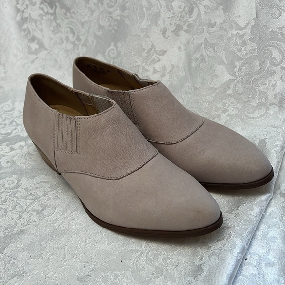 Naturalizer Blythe Soft Marble Ankle Leather Ankle Boot - Picture 4 of 7